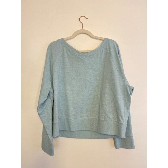 T By Talbots Women's XL Blue Lightweight Pullover Sweatshirt With UPF 50+ - Picture 3 of 5